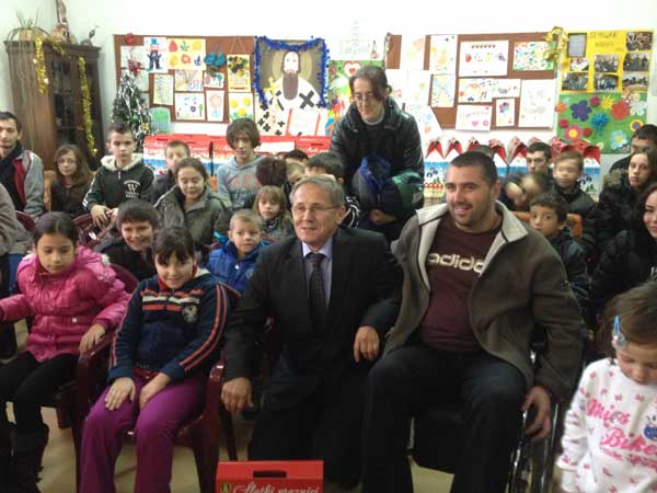 Nacelnik Ilija Jovicic sa clanovima